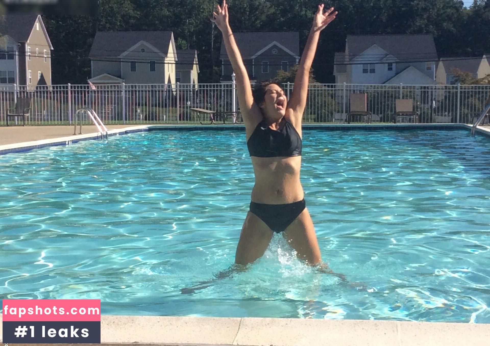 Vivi_lane gallery photo #49