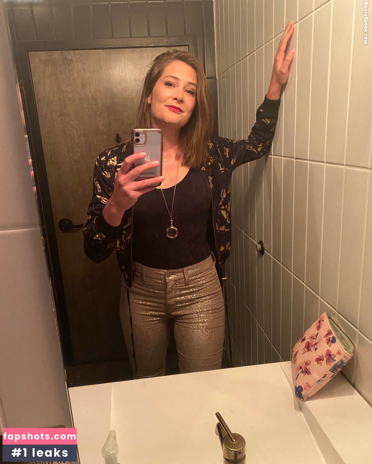 Vivi_lane gallery photo #64