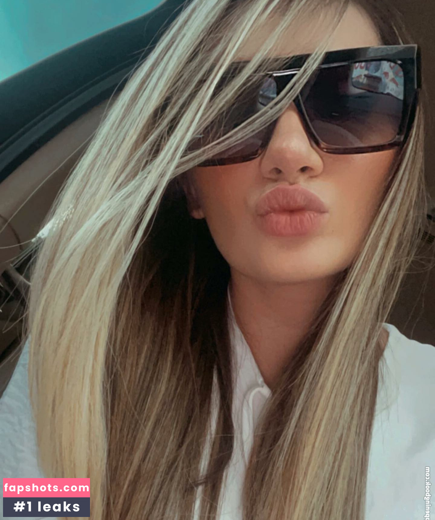 Vivi Marcon gallery photo #8