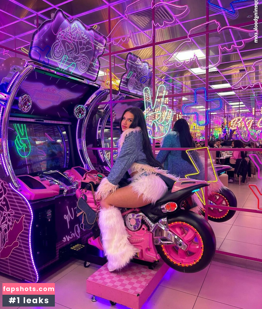 Vivi Wanderley Nude Leaks OnlyFans Photos #74 - LeakJerk