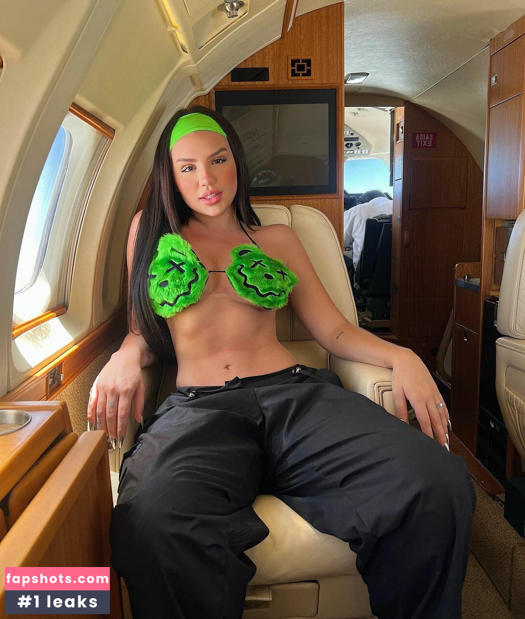 Vivi Wanderley Nude Leaks OnlyFans Photos #80 - LeakJerk