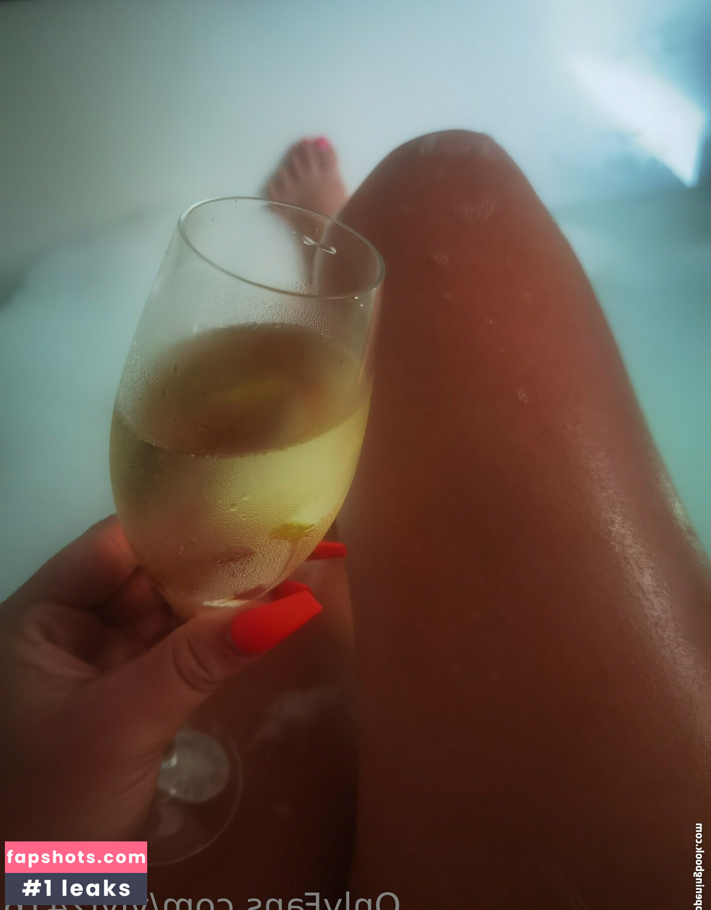 vivi2416 gallery photo #35