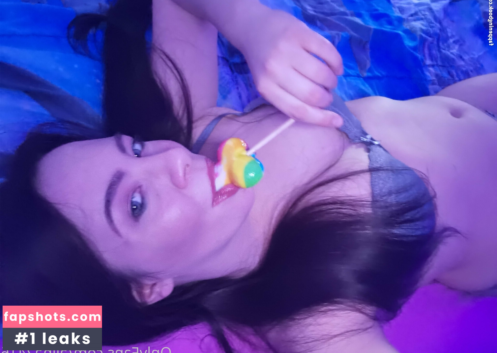 vivi2416 gallery photo #43