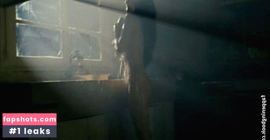 Vivian Hsu gallery photo #11