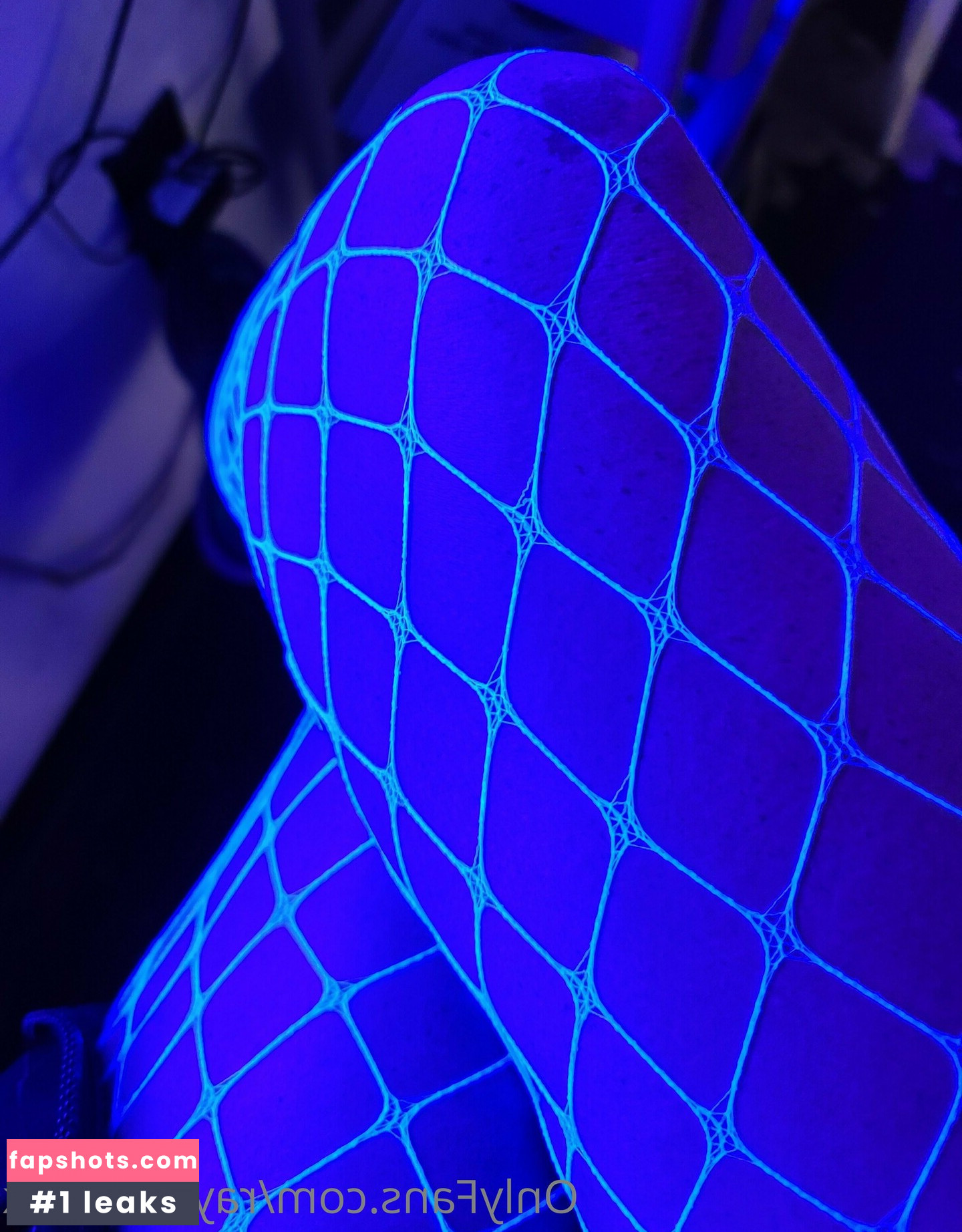 vivian.rose22 gallery photo #11