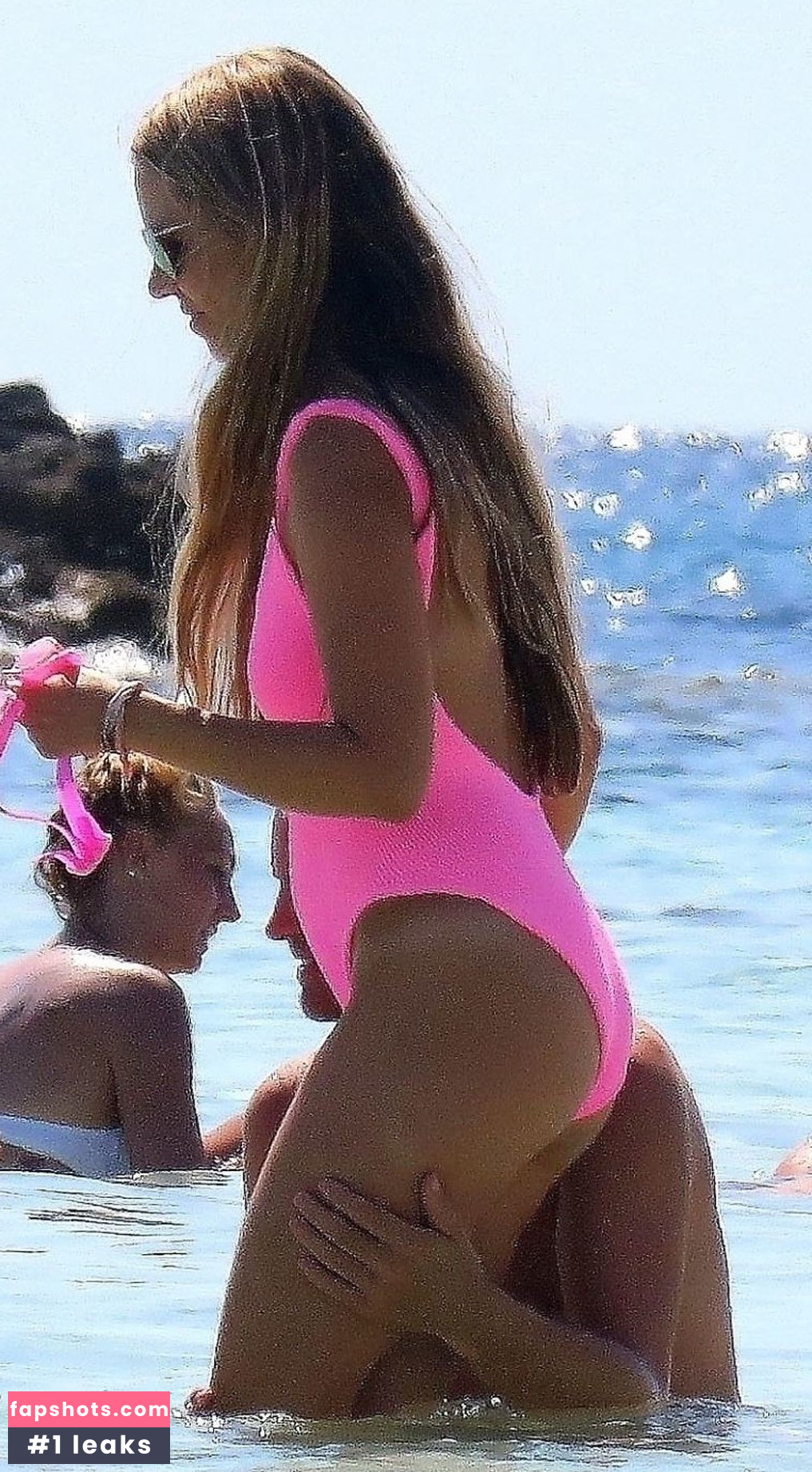 Vivian Sibold gallery photo #115