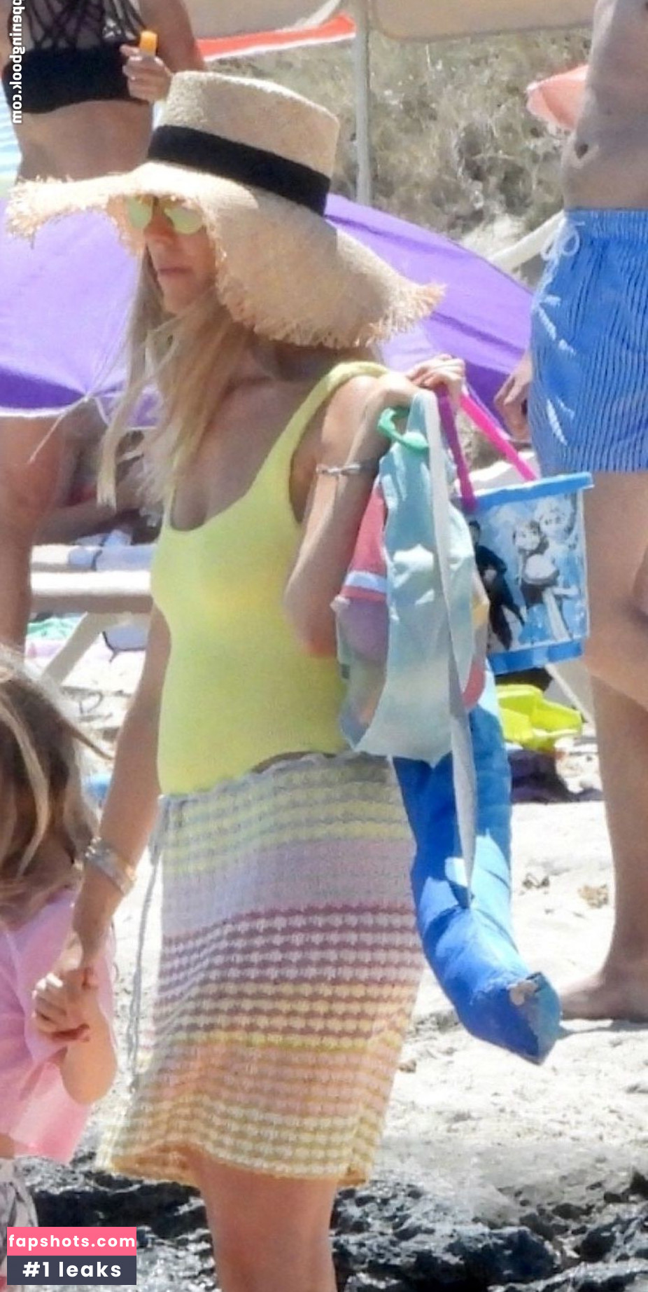 Vivian Sibold gallery photo #140