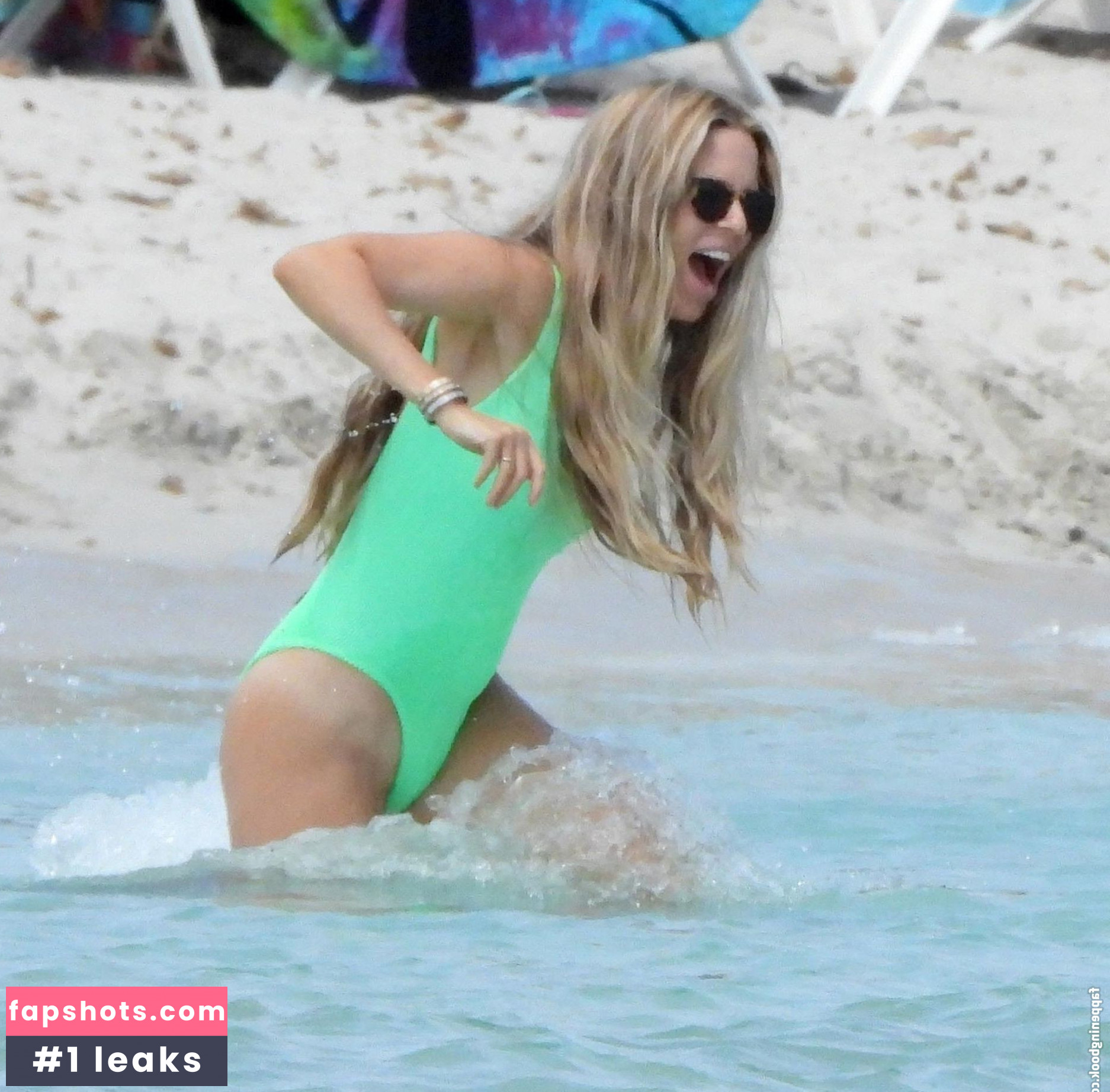 Vivian Sibold gallery photo #176