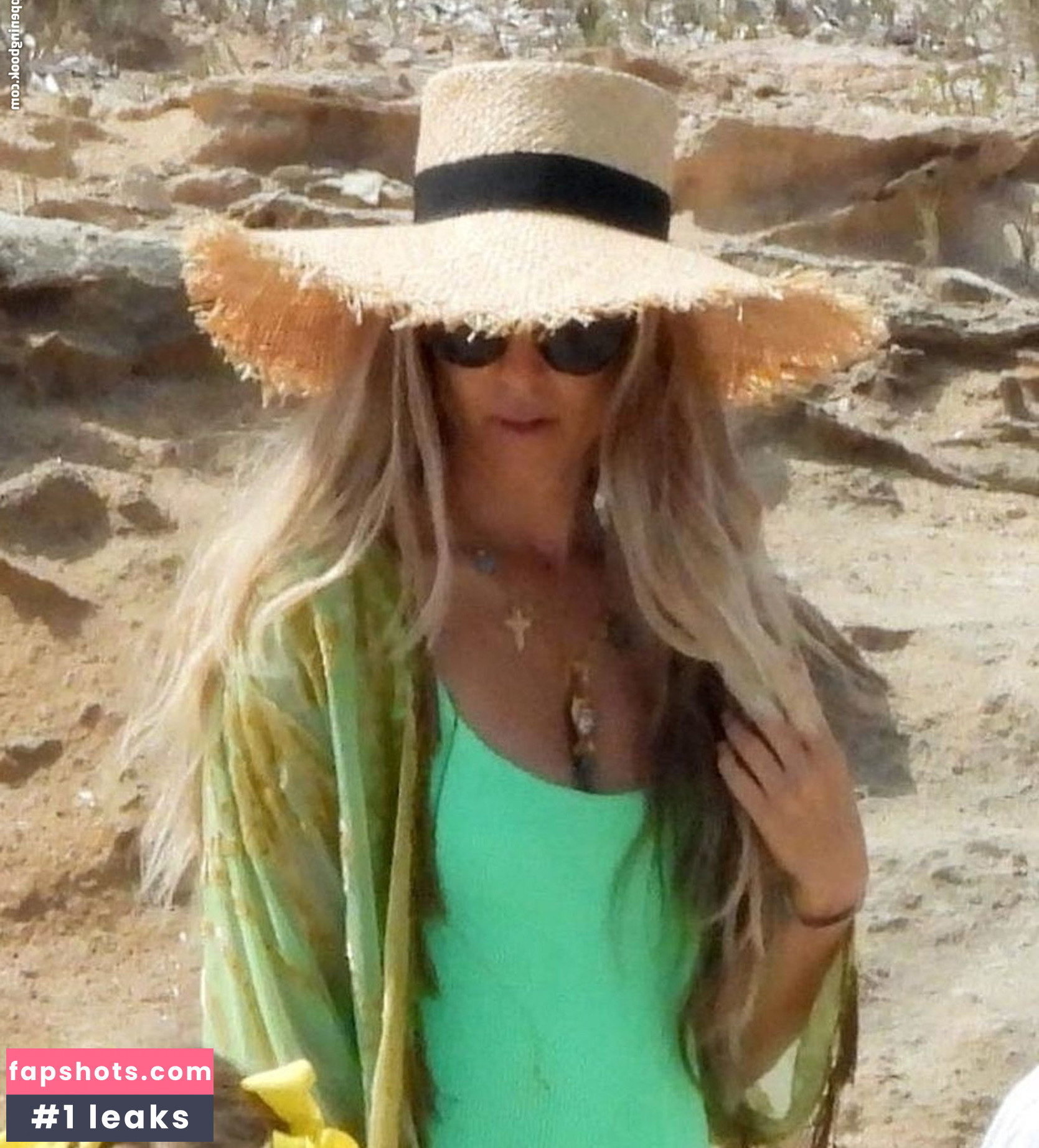 Vivian Sibold gallery photo #179