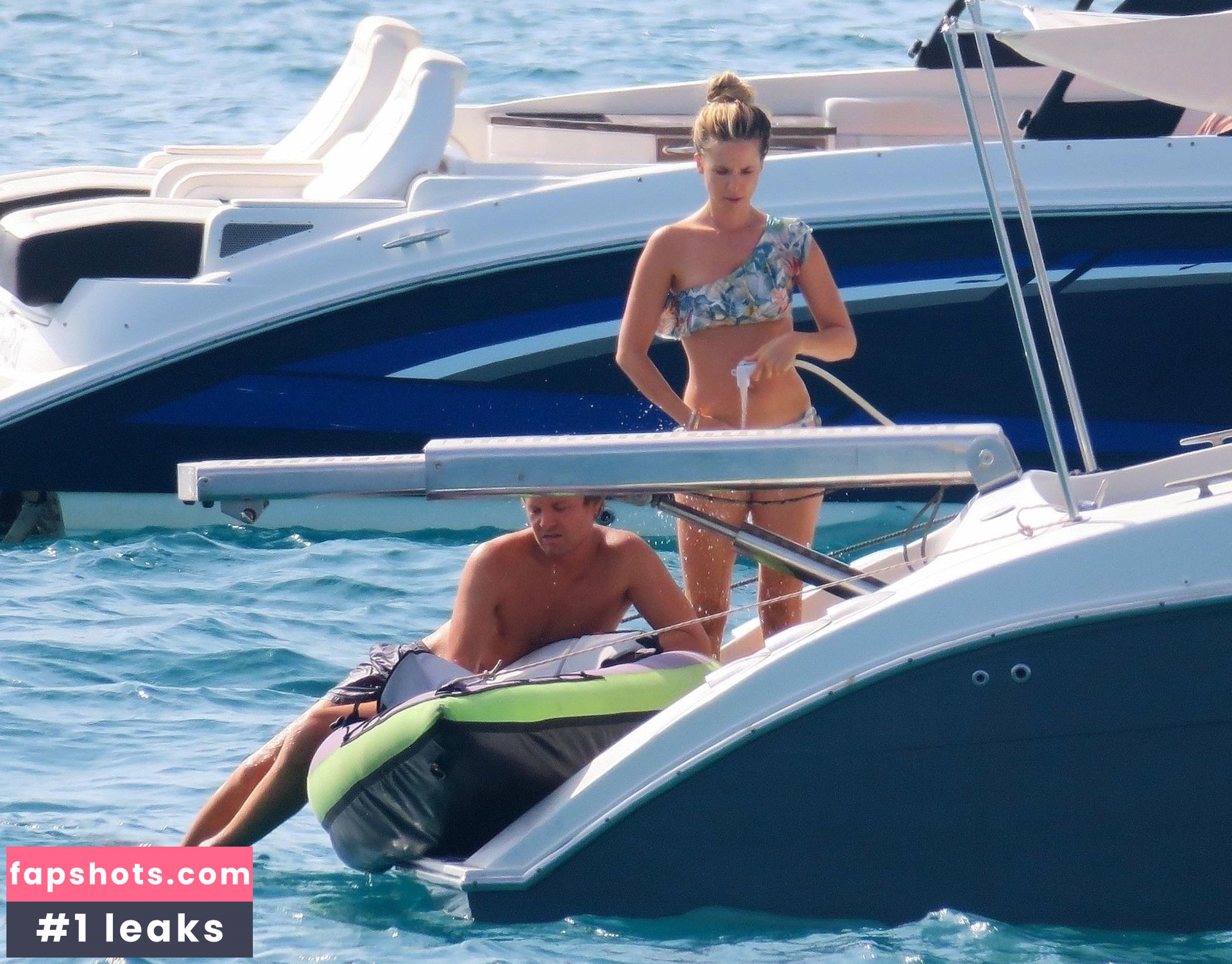 Vivian Sibold gallery photo #39