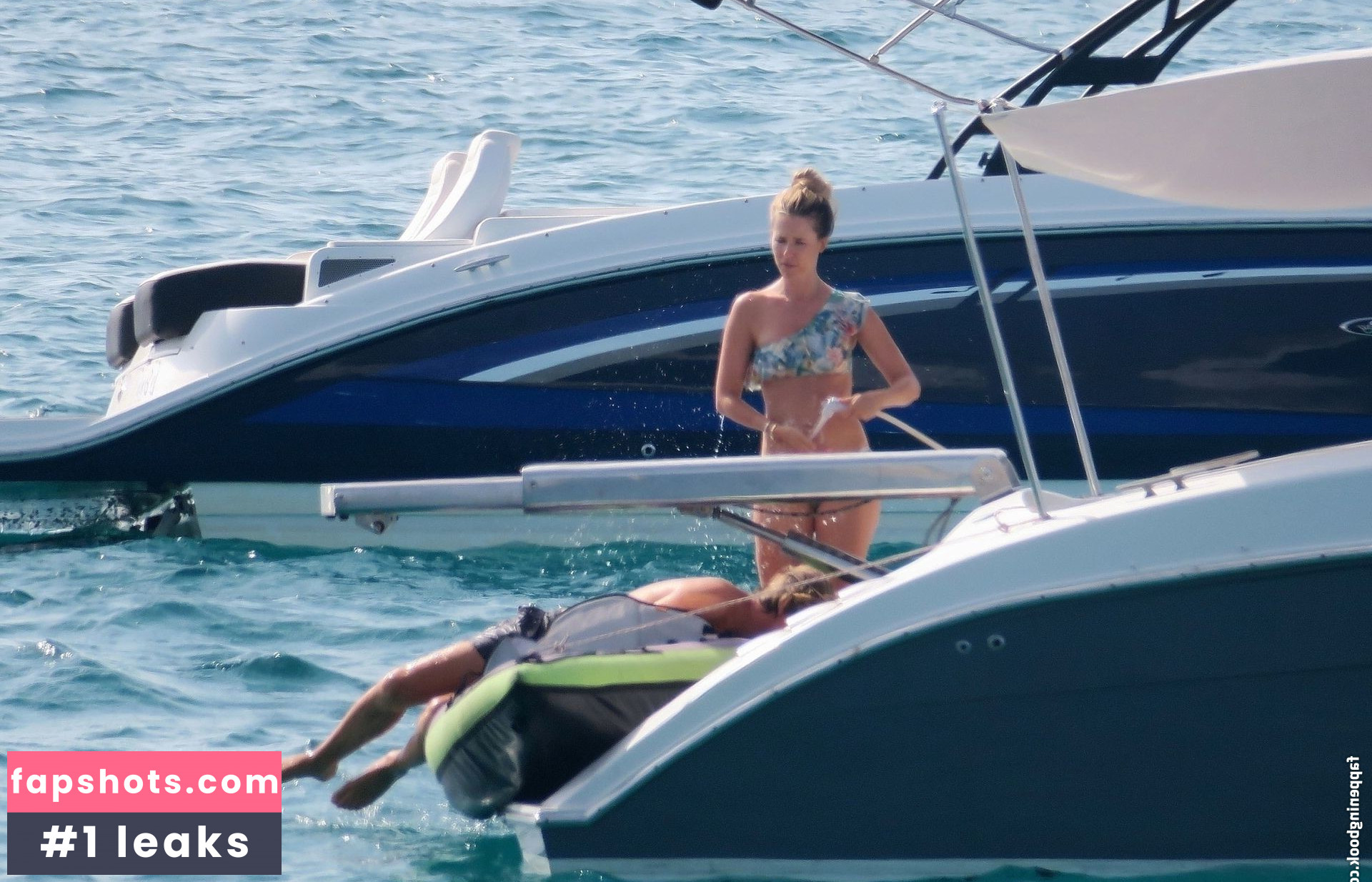 Vivian Sibold gallery photo #40