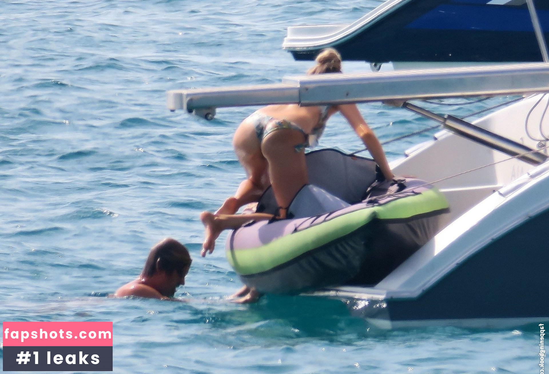 Vivian Sibold gallery photo #45