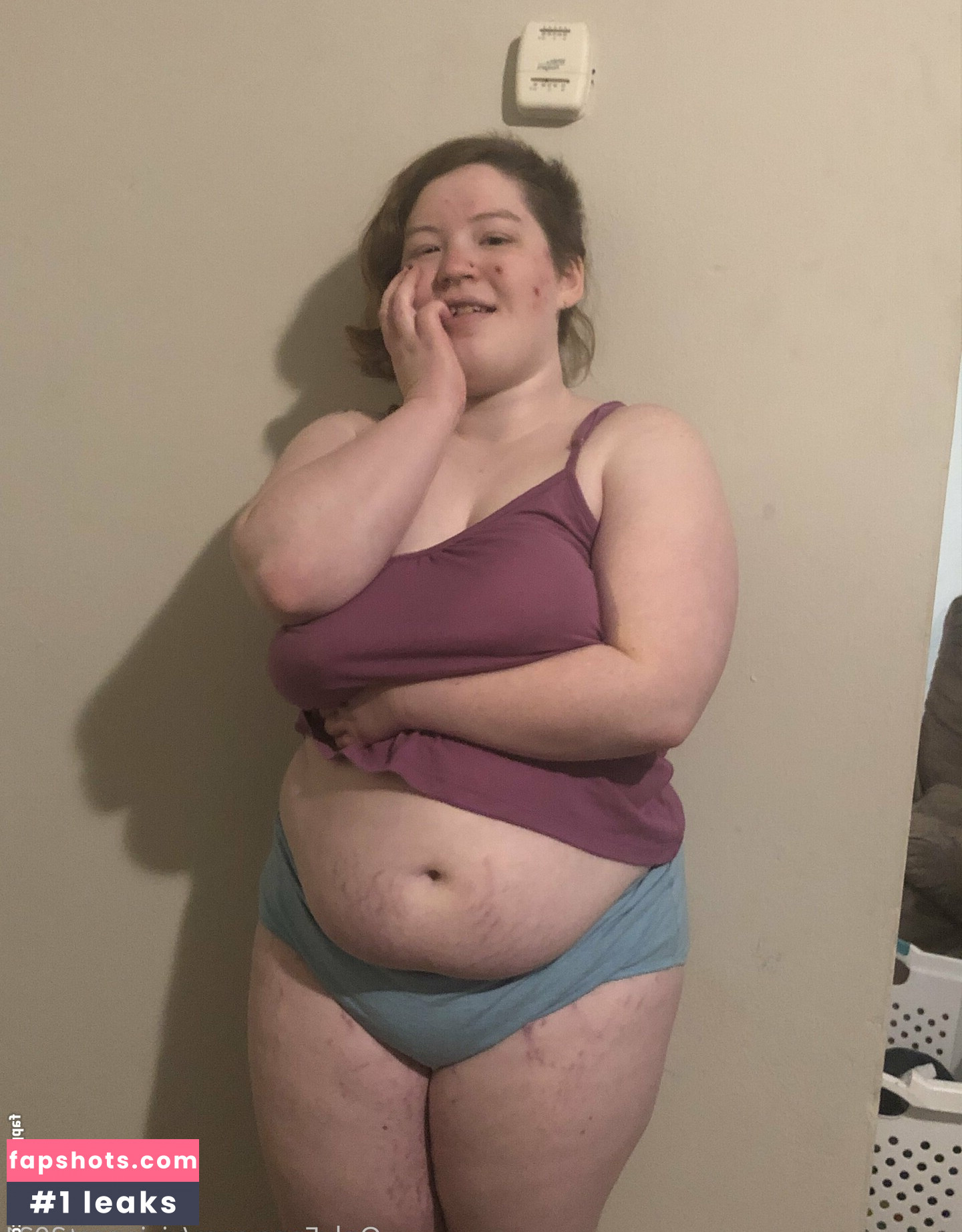 viviancat2021 gallery photo #11