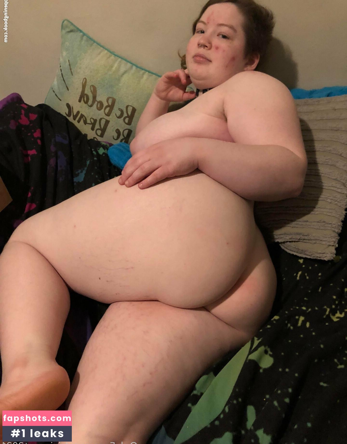 viviancat2021 gallery photo #27