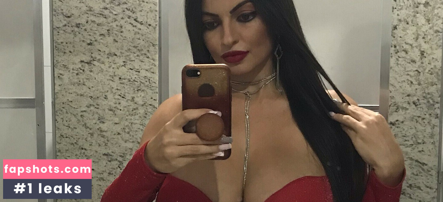 Viviane Costa gallery photo #8