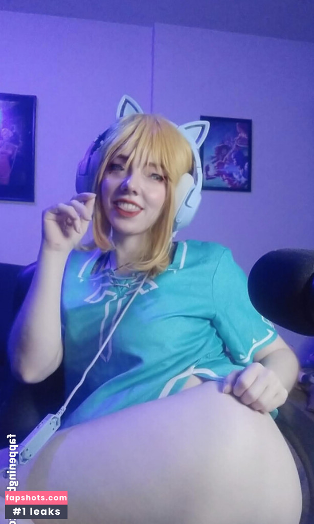 Viviane Grisa Nude Leaks OnlyFans Photos #13 - LeakJerk