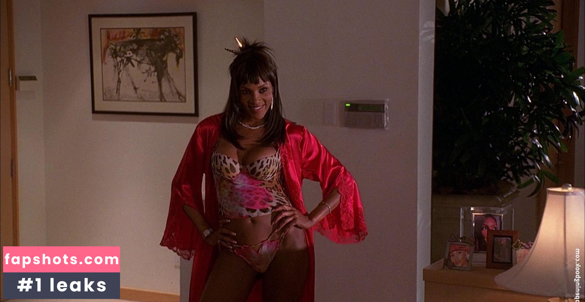 Vivica A. Fox nude babe gallery