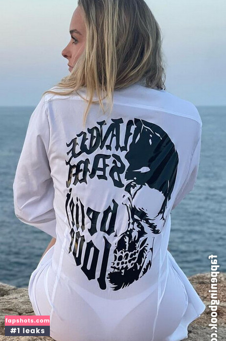 Vivien Geiss Nude Leaks OnlyFans Photos #5 - LeakJerk