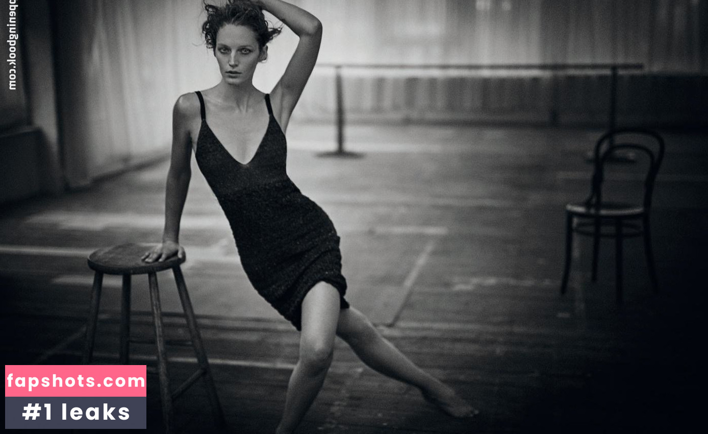 Vivien Solari Nude Leaks OnlyFans Photos #5 - Fapshots