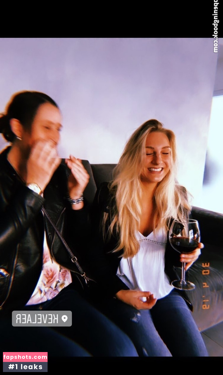 viviengo_ gallery photo #12