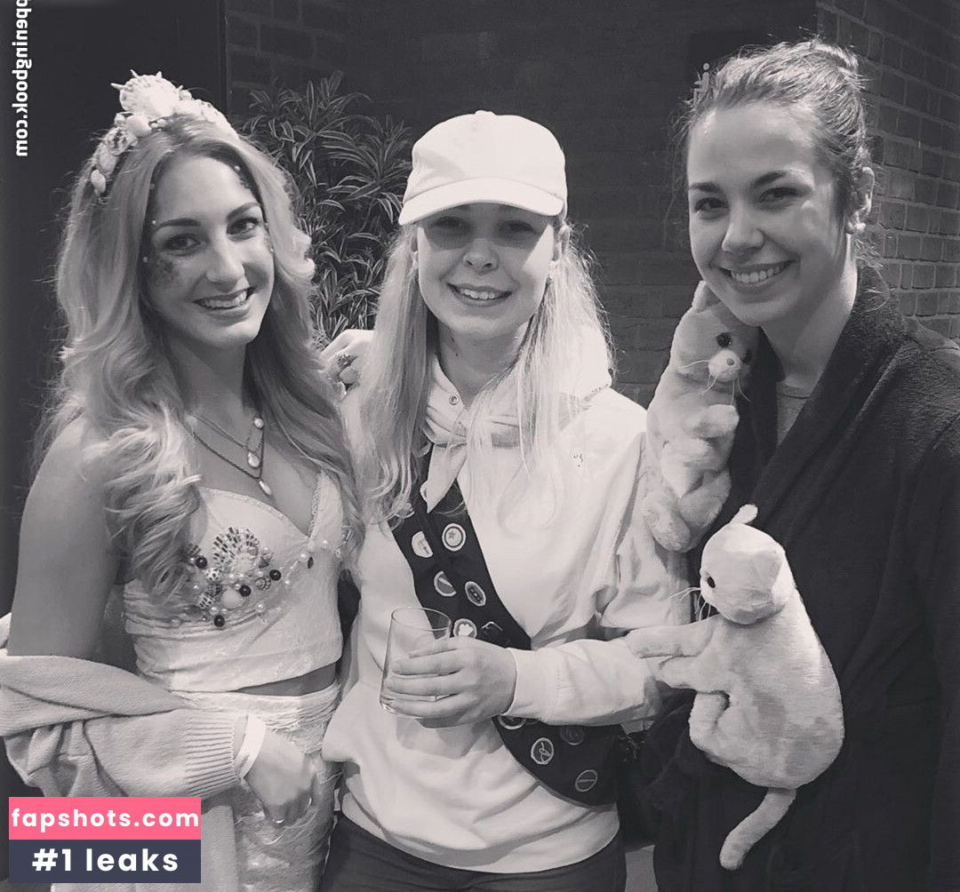 viviengo_ gallery photo #15