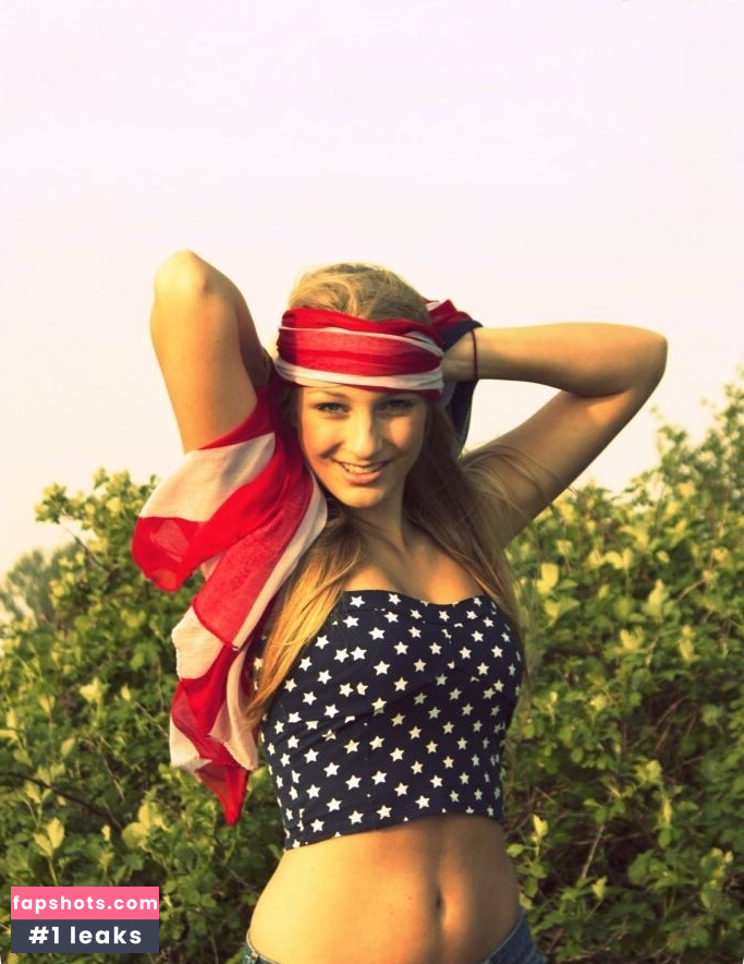 viviengo_ gallery photo #23