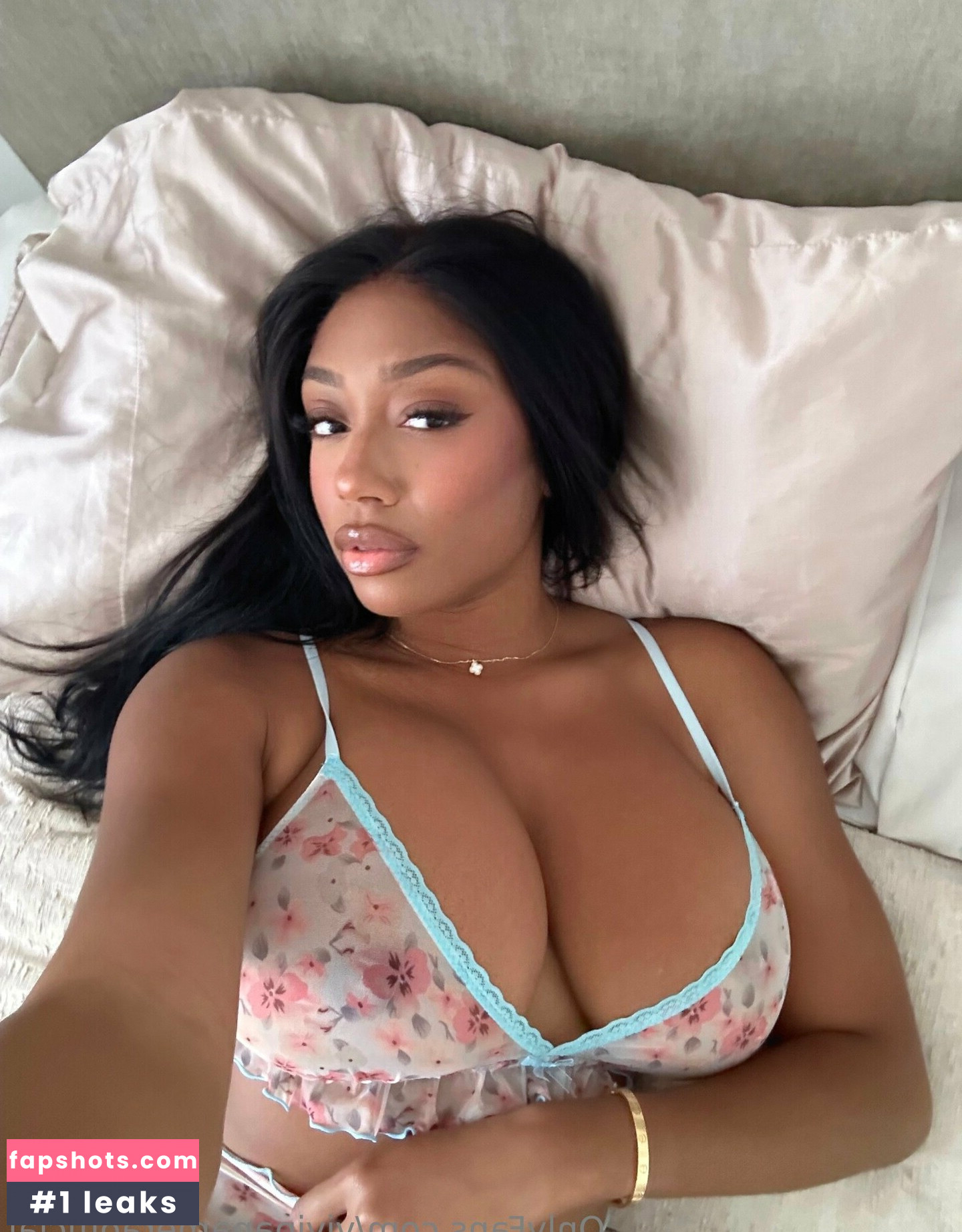 Vivipanameraofficial Nude Leaks OnlyFans Photos #23 - LeakJerk