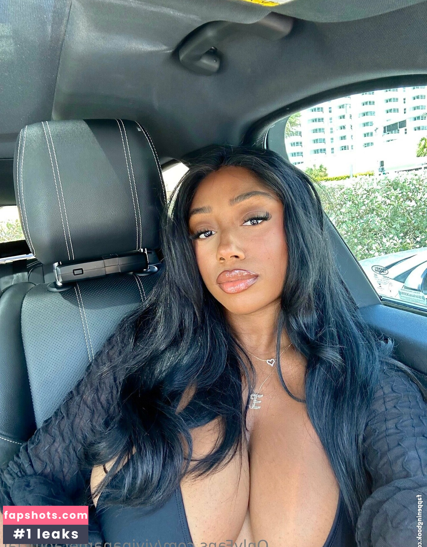 Vivipanameraofficial Nude Leaks OnlyFans Photos #9 - LeakJerk