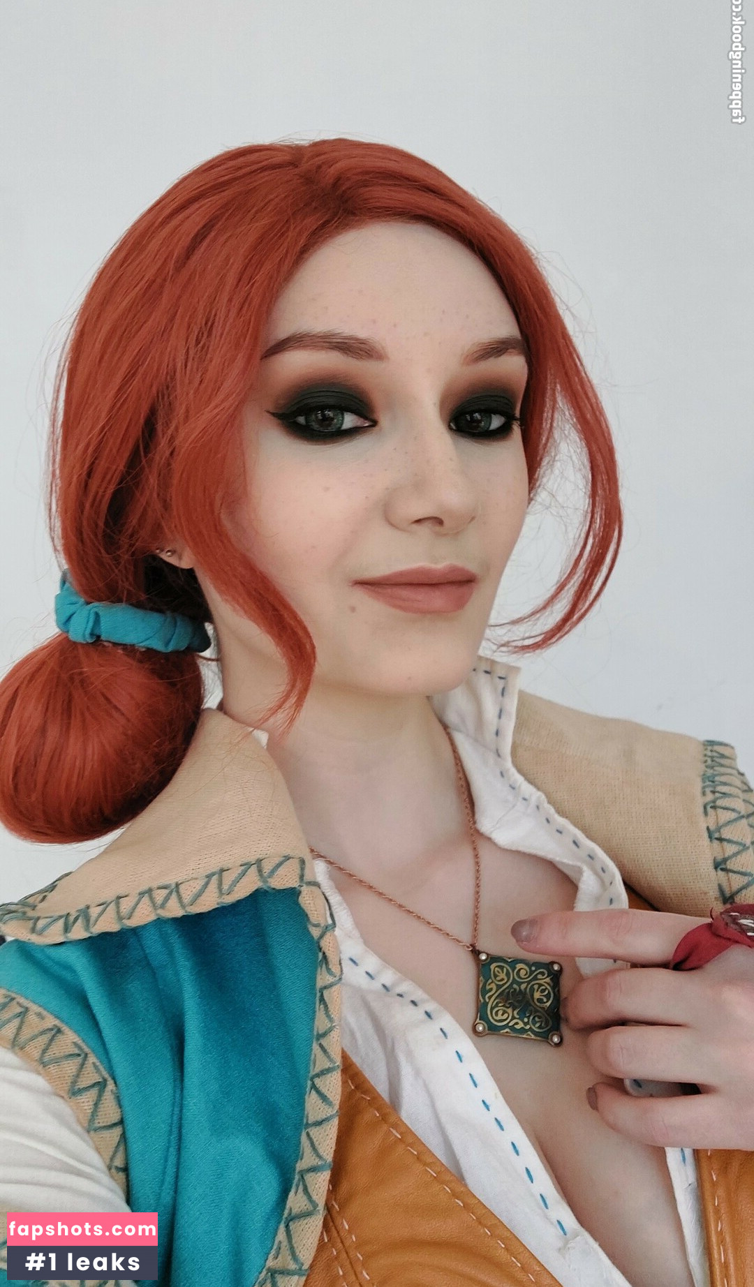 Vixena Siren gallery photo #15