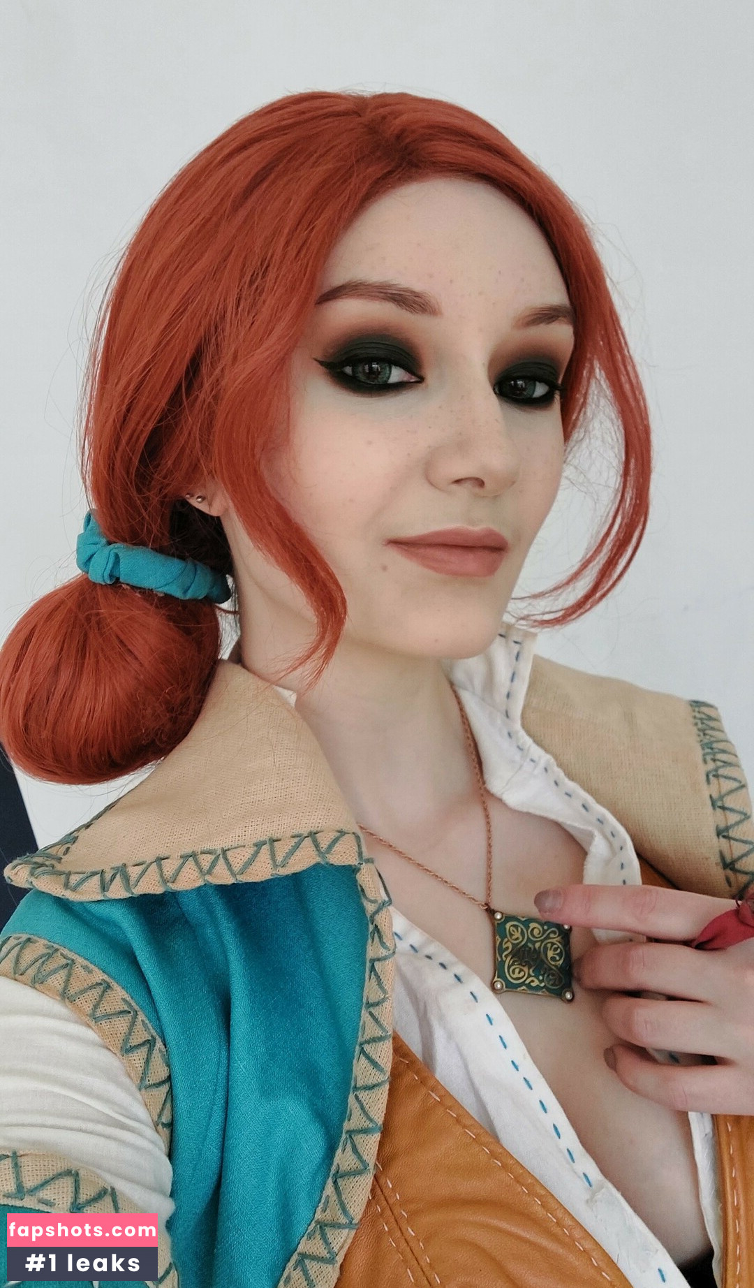 Vixena Siren gallery photo #22