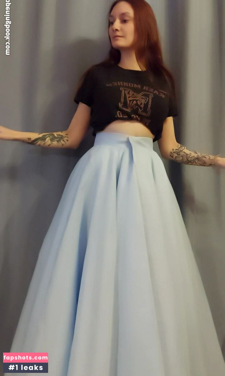 Vixena Siren gallery photo #5