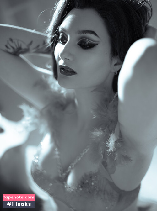 Vixena Siren Nude Leaks OnlyFans Photos #9 - Fapshots