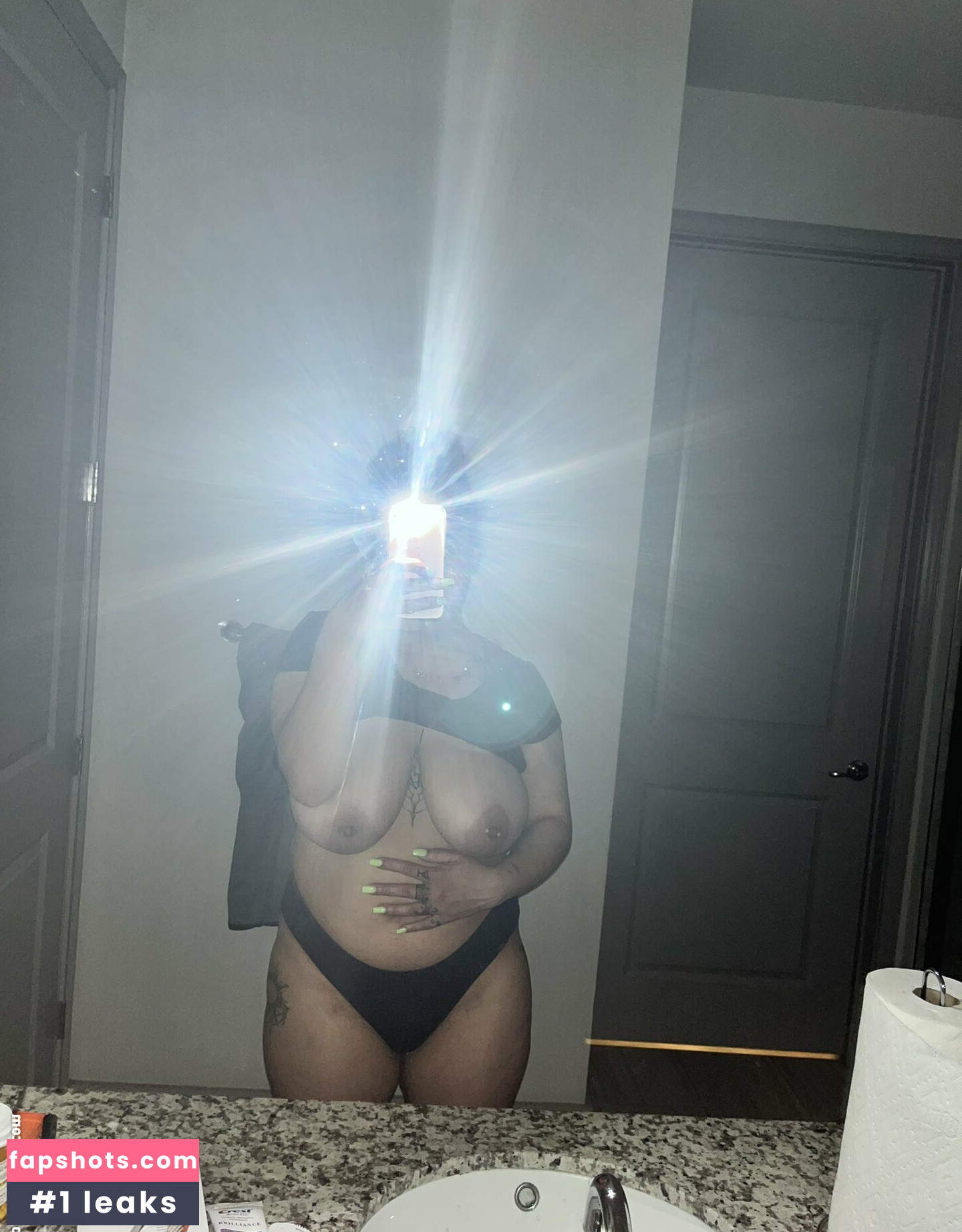 vixxenxoxo gallery photo #15