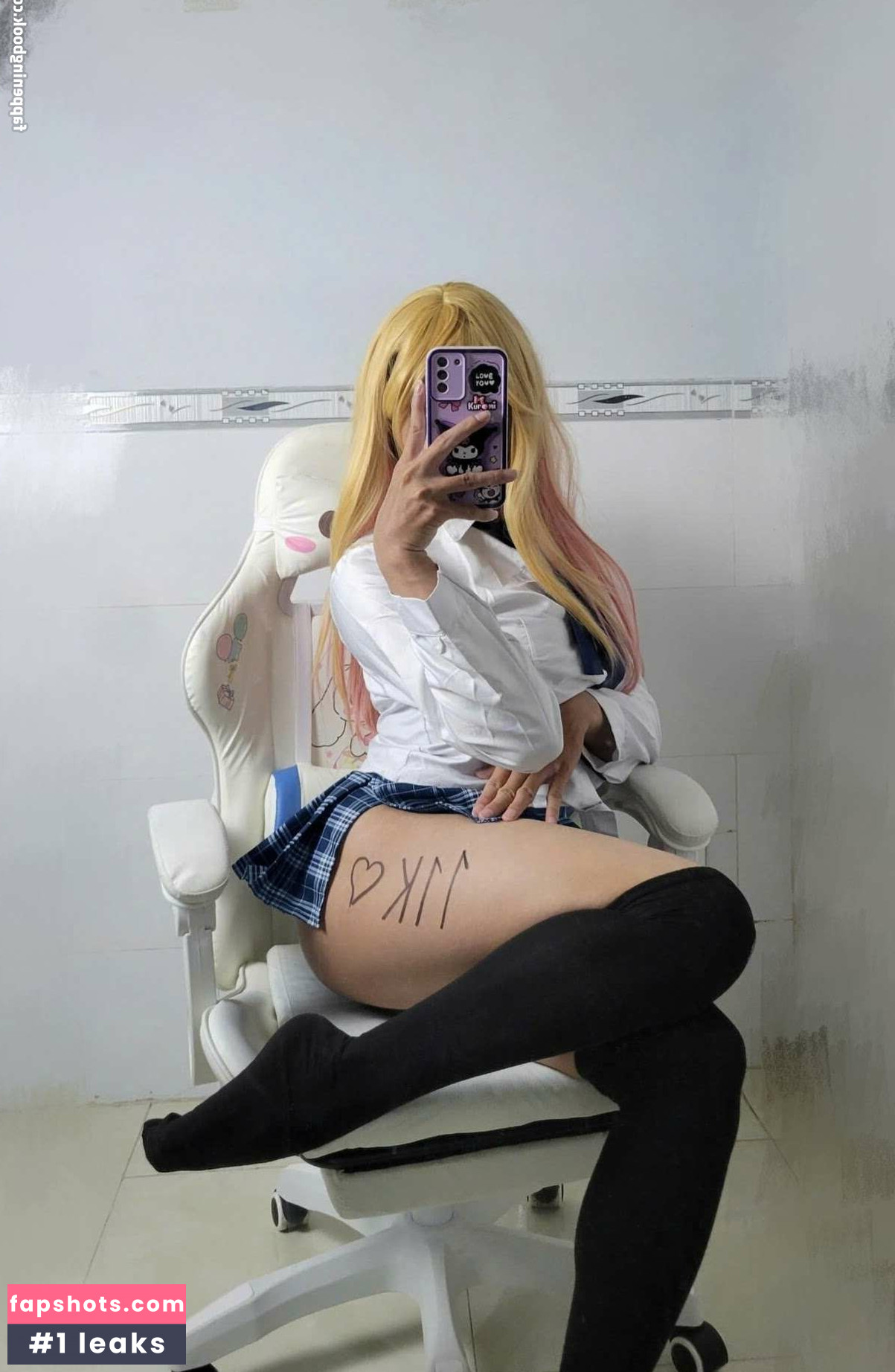 vixxievie gallery photo #2