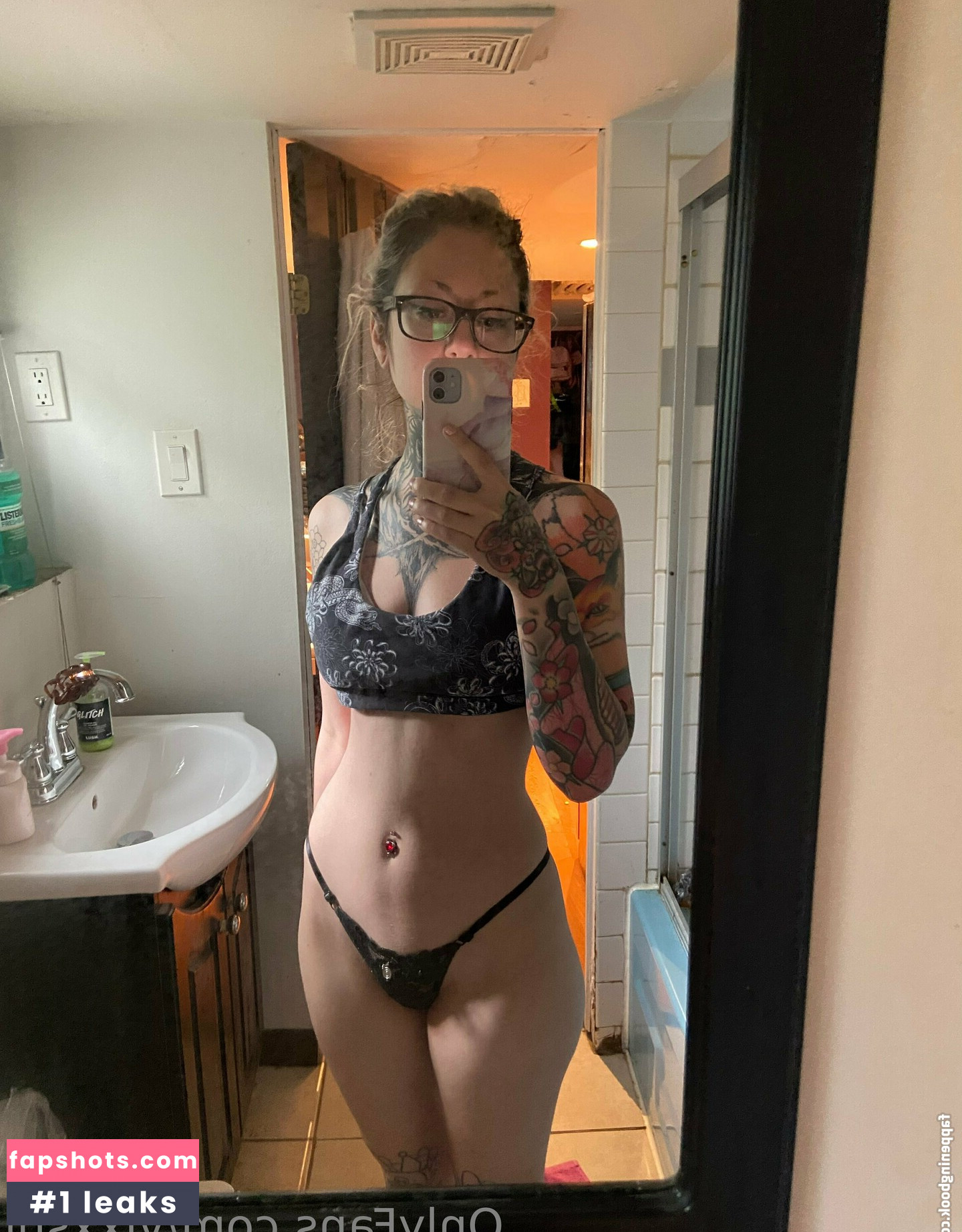 vixxshi gallery photo #2