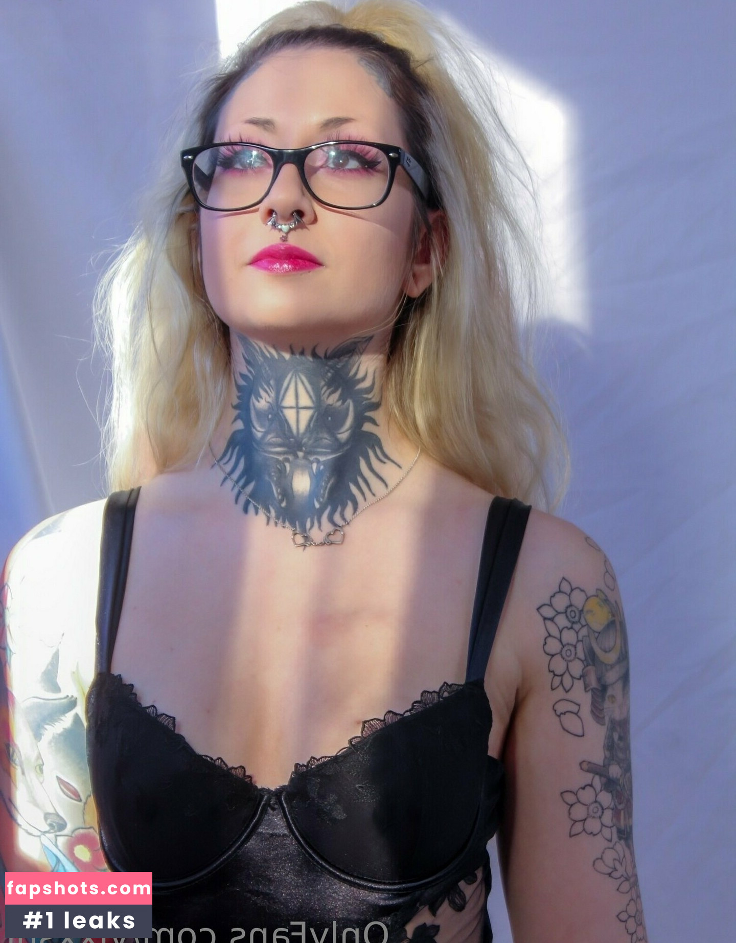 vixxshi nude babe gallery