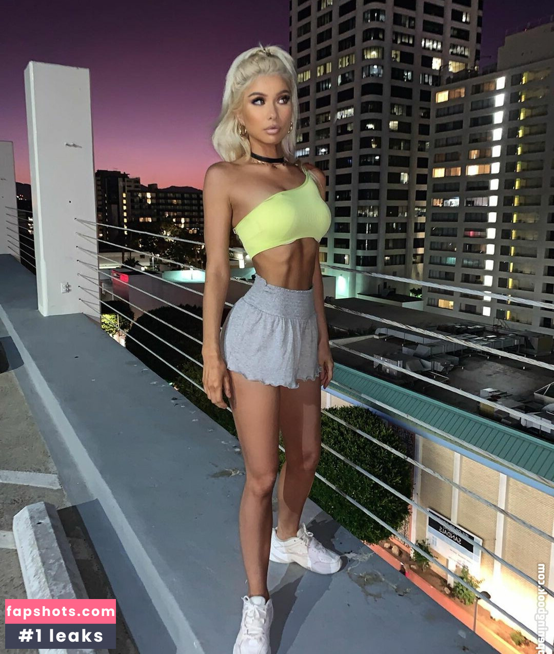 Vlada Glukhova gallery photo #3