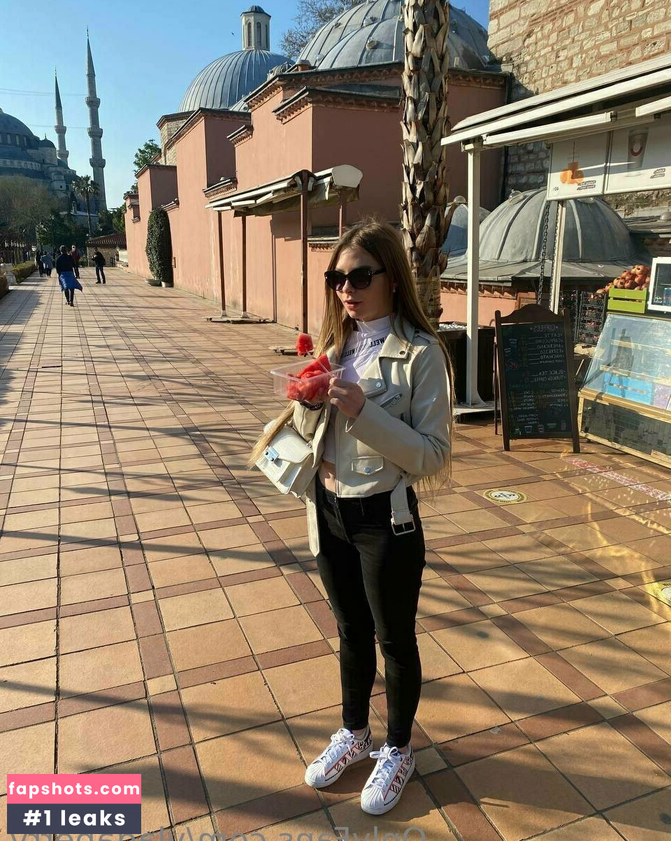 vladaberry gallery photo #14