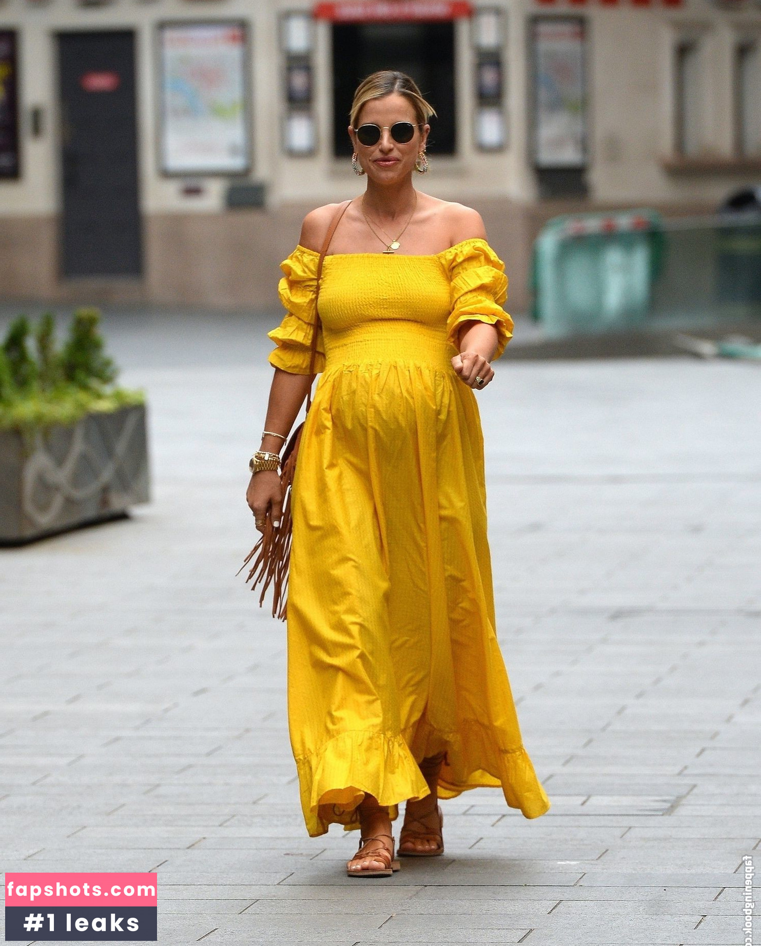 Vogue Williams gallery photo #376