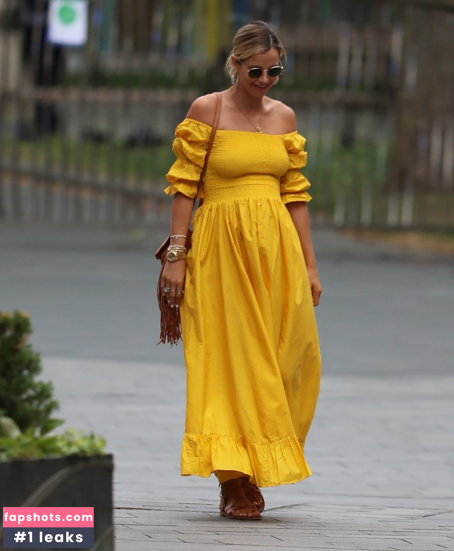 Vogue Williams gallery photo #378