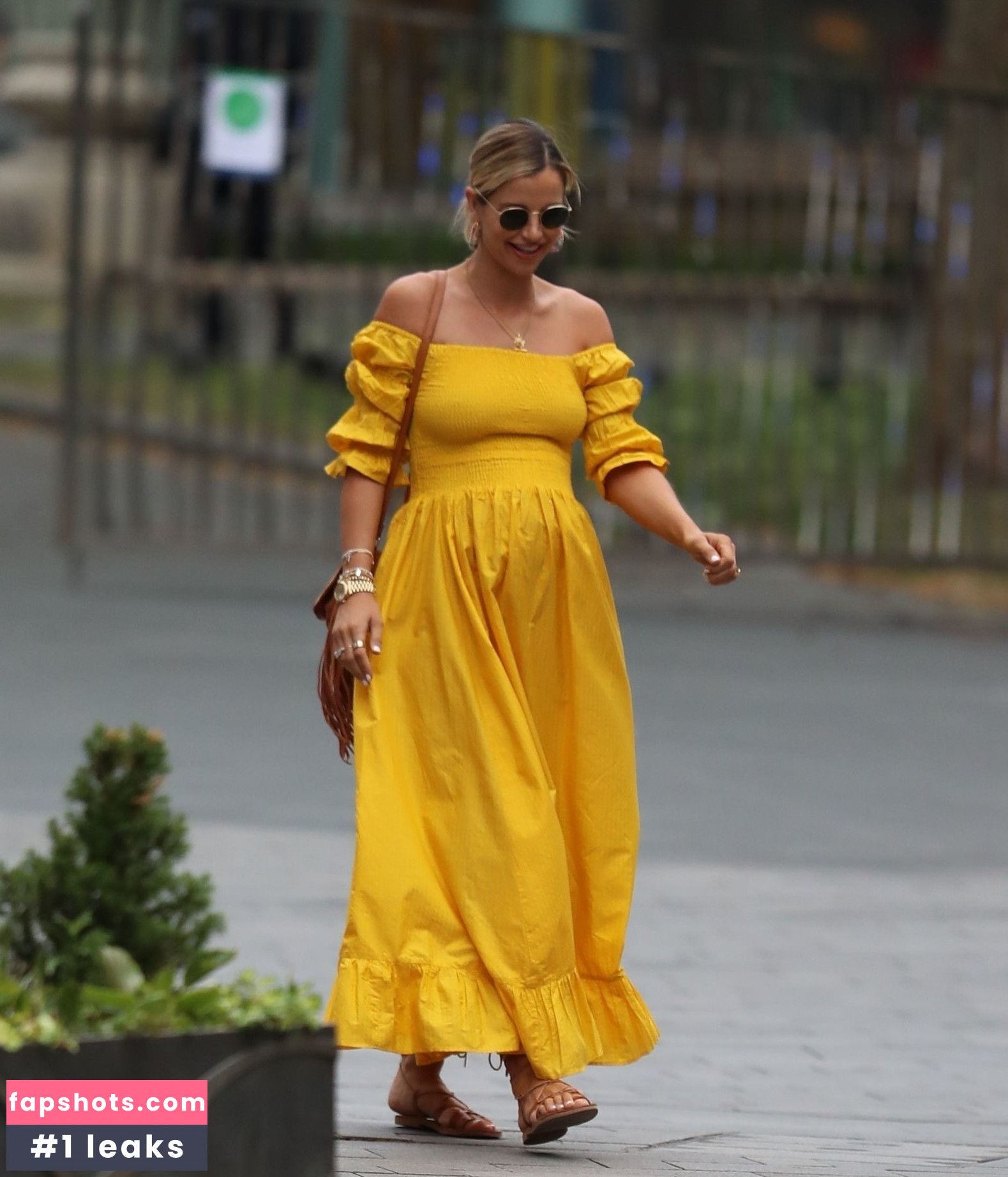 Vogue Williams gallery photo #379