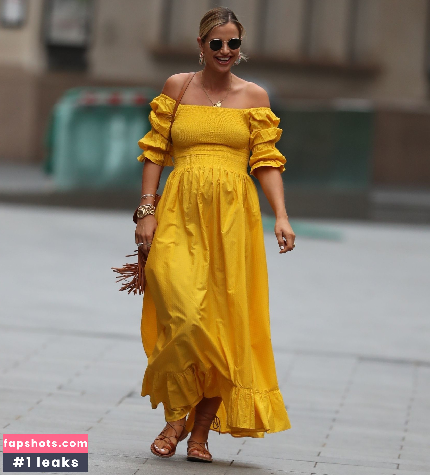 Vogue Williams gallery photo #382