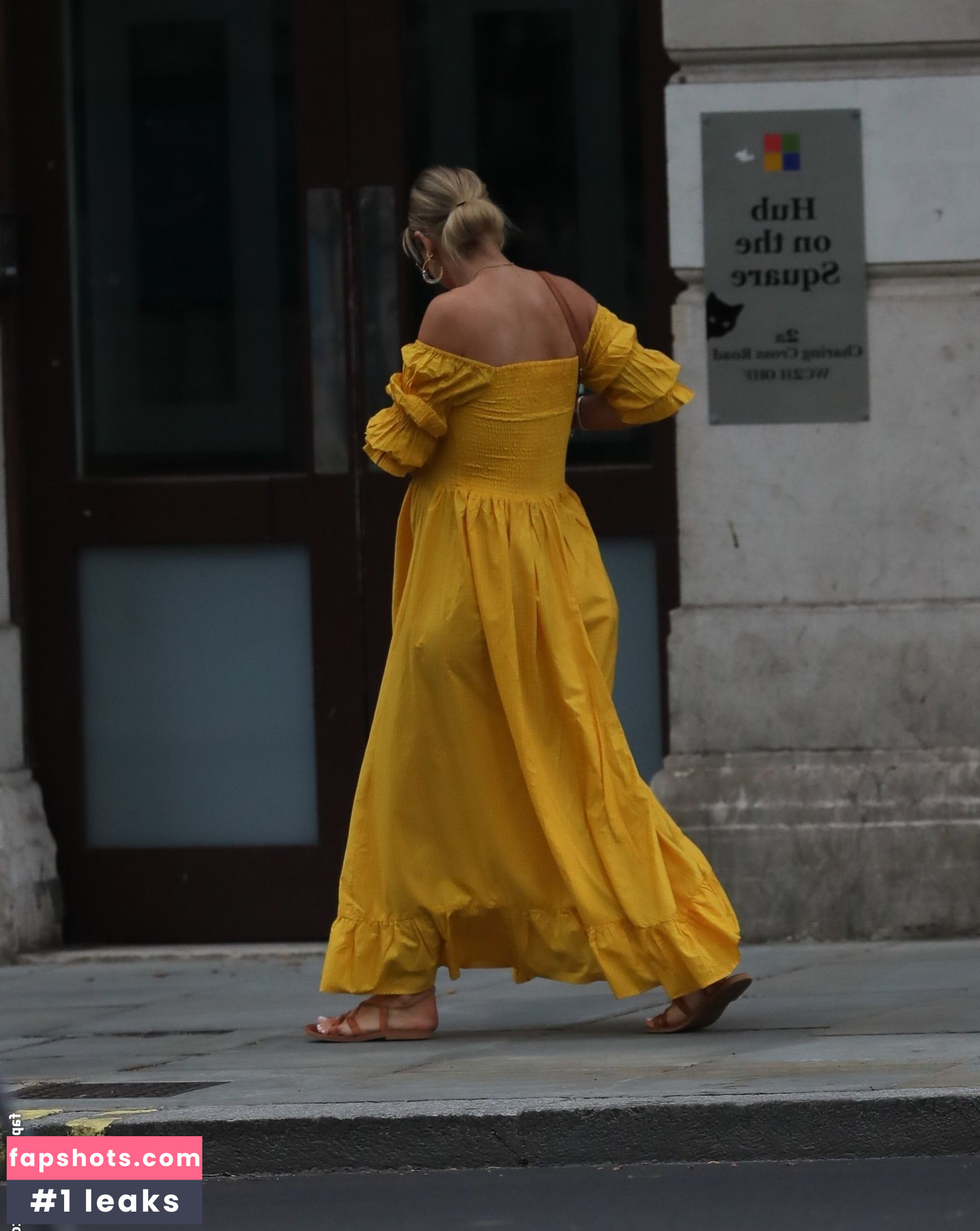 Vogue Williams gallery photo #383