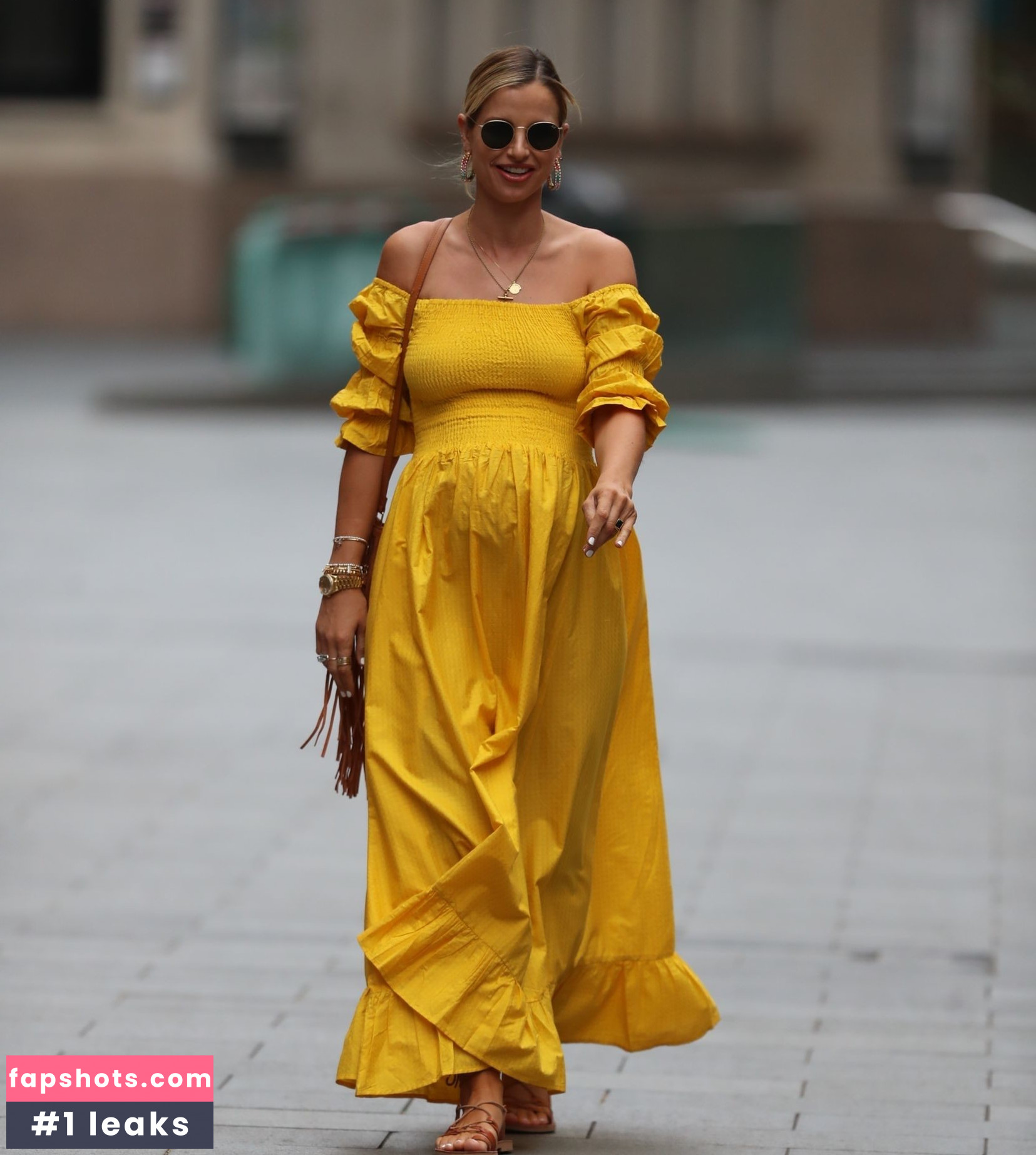 Vogue Williams gallery photo #389