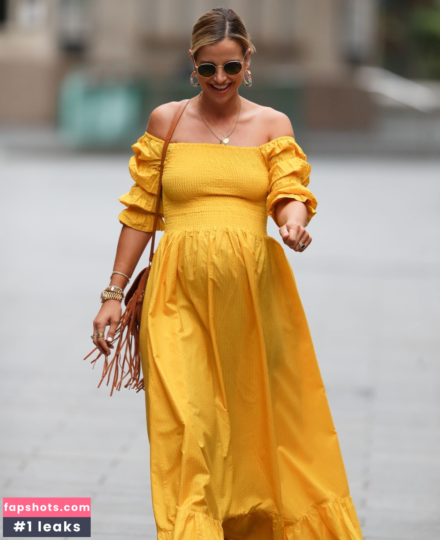 Vogue Williams gallery photo #392