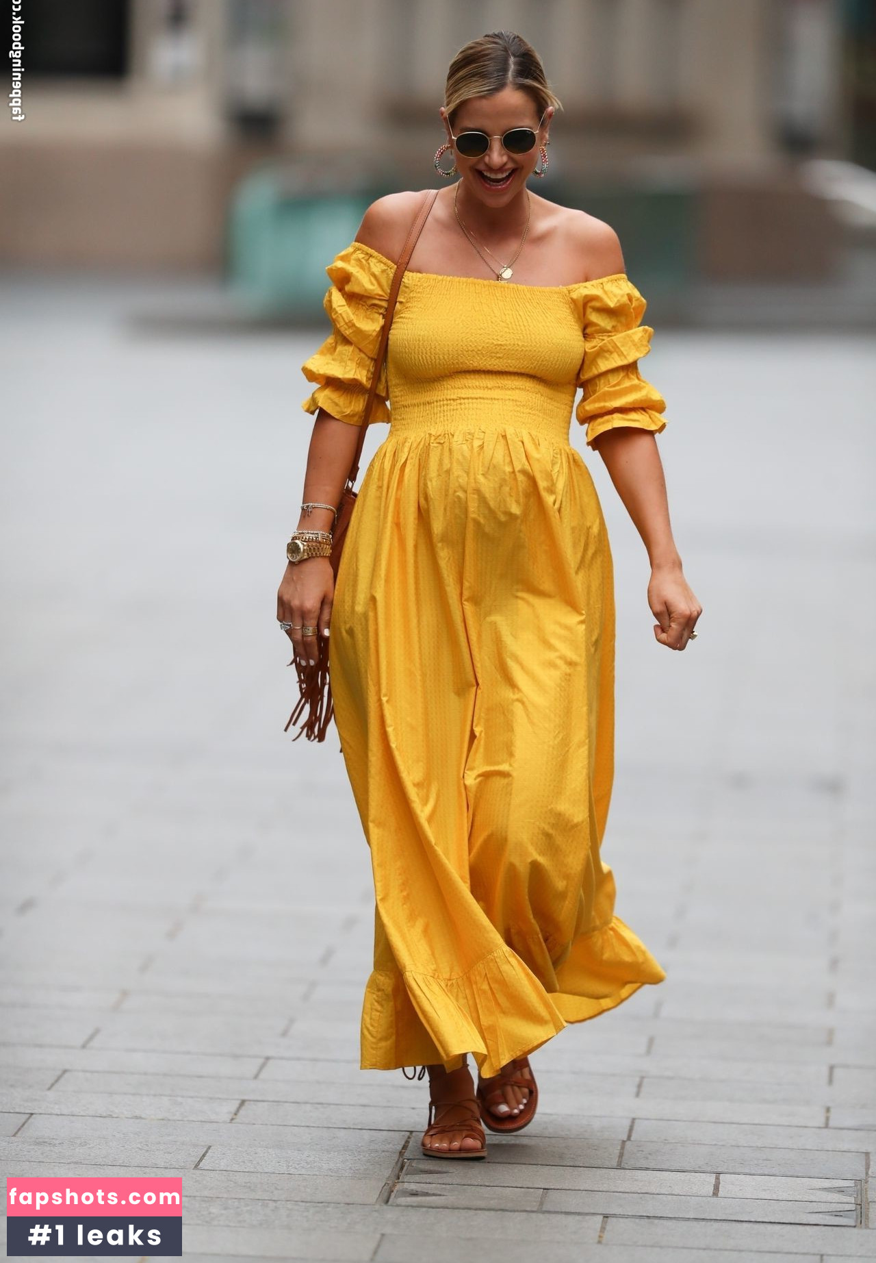 Vogue Williams gallery photo #393