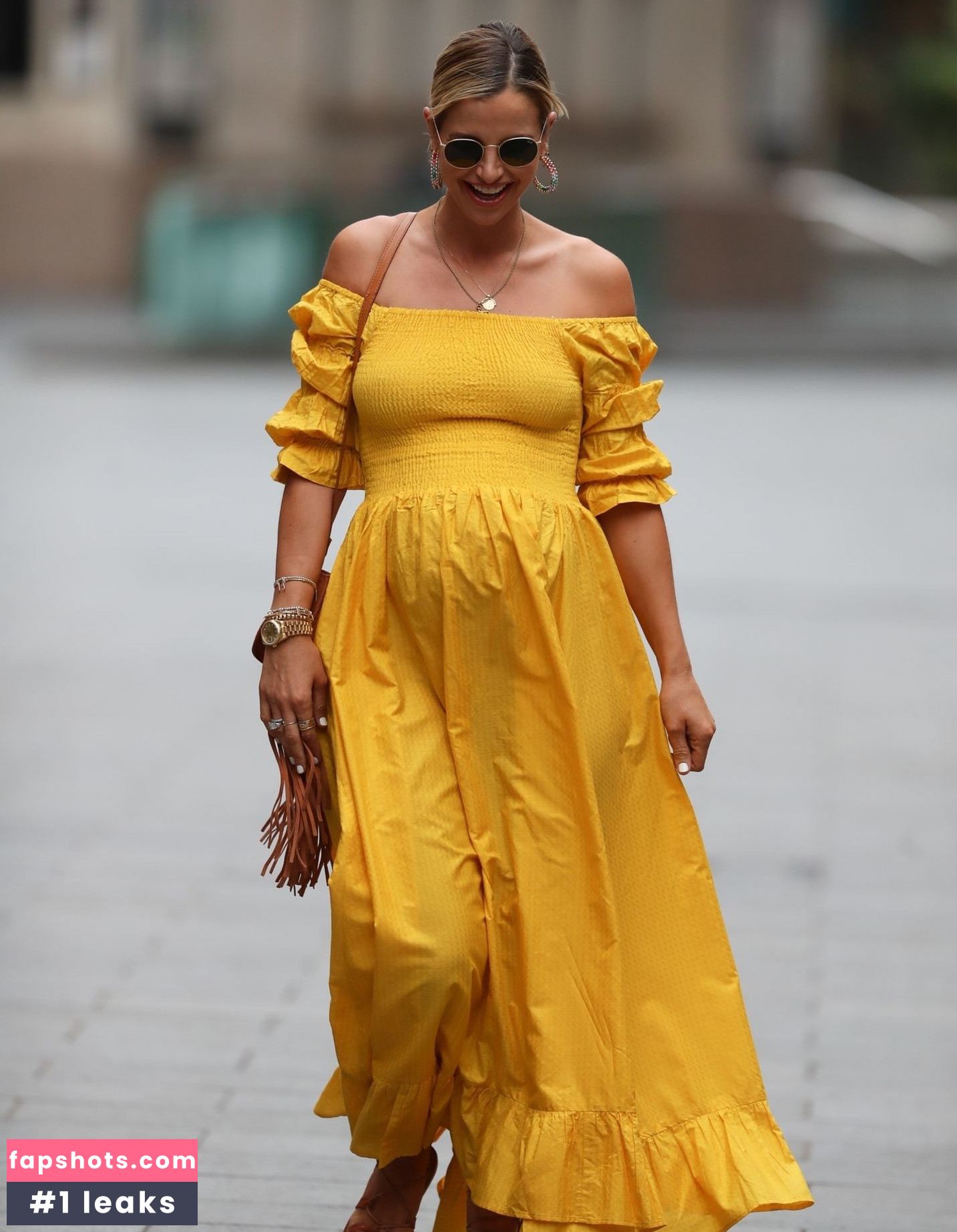 Vogue Williams gallery photo #394