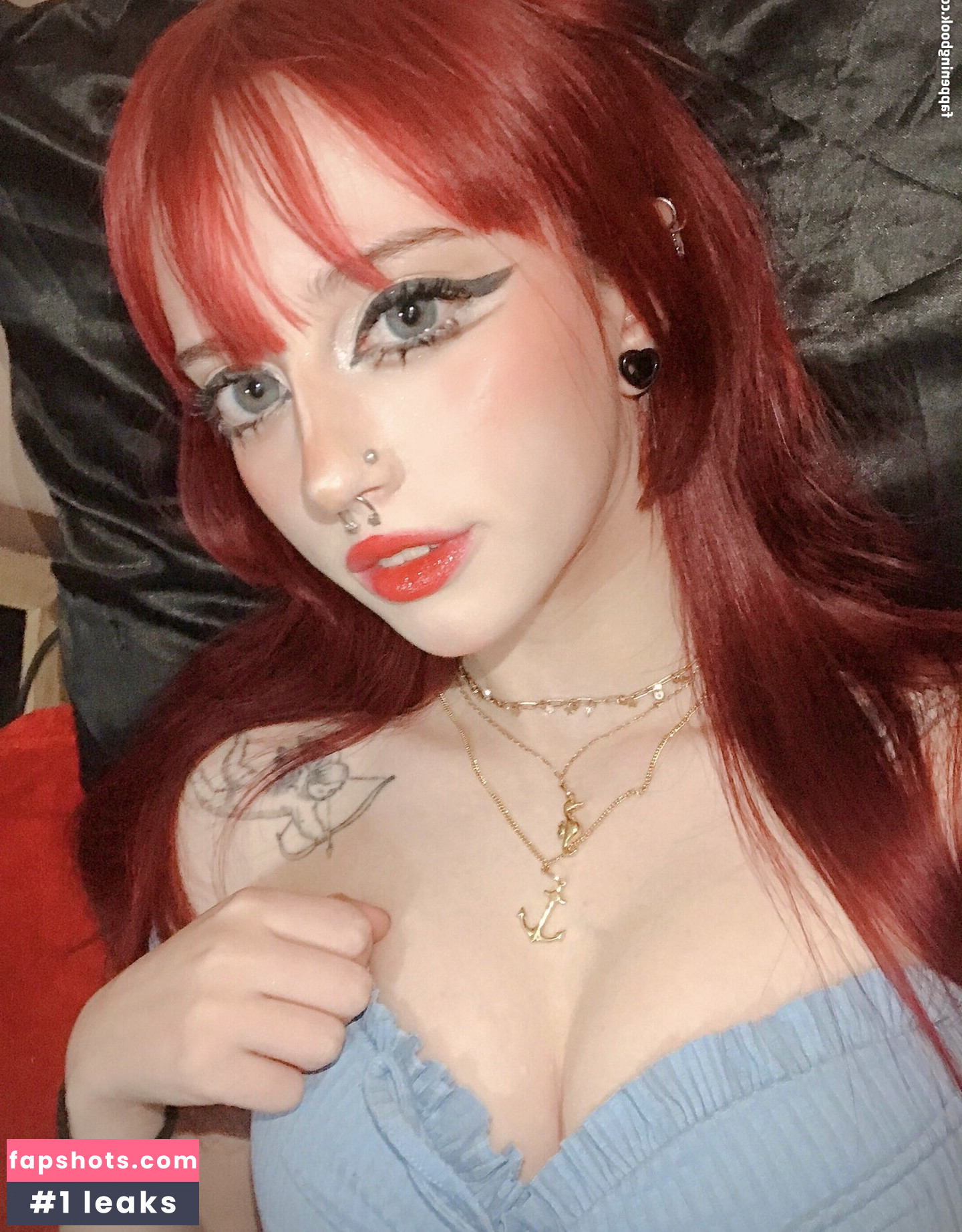 void_nana_ gallery photo #5