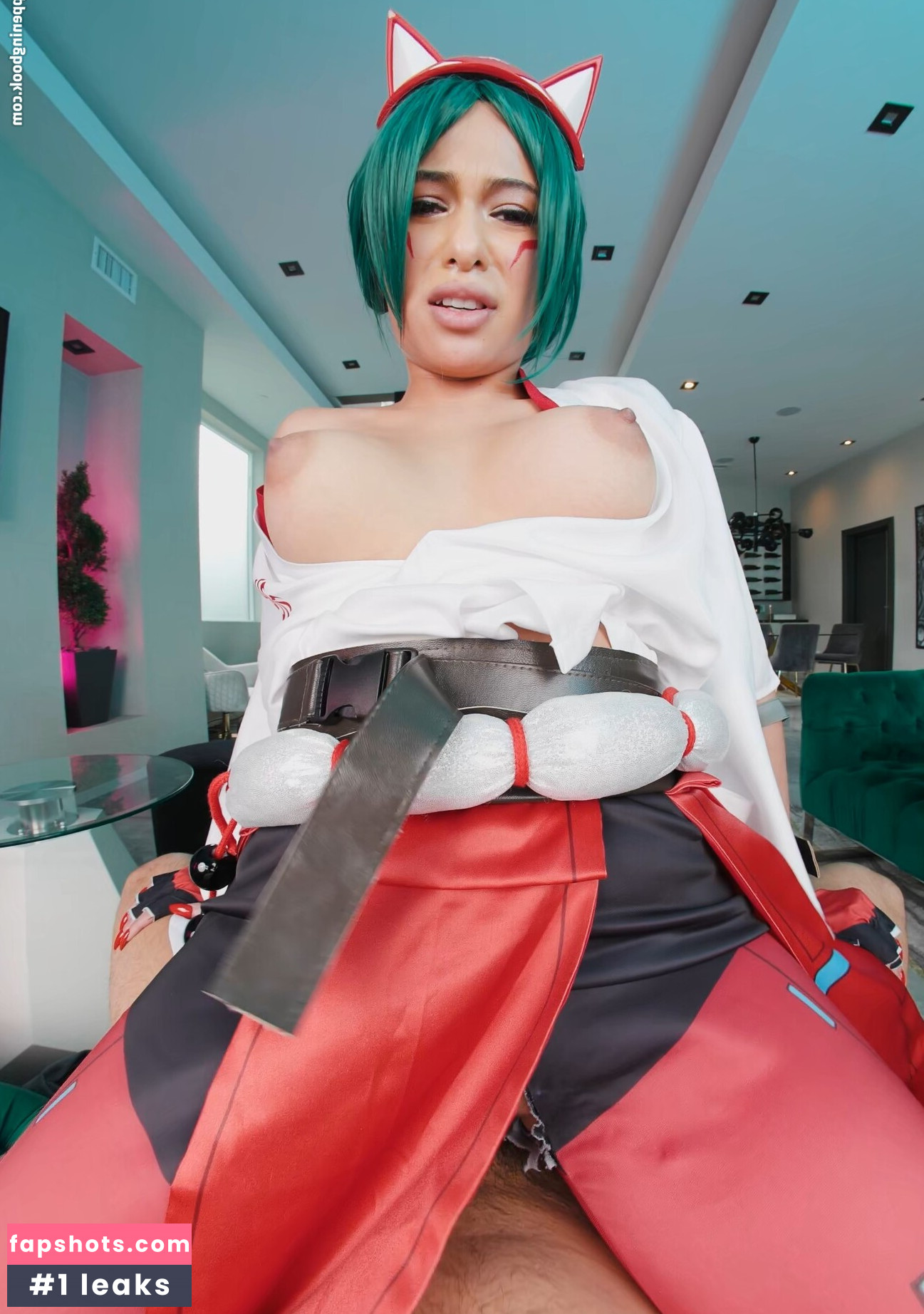 VR Conk nude babe gallery