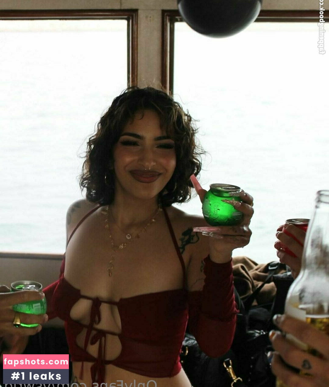 Vswrld gallery photo #11